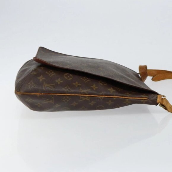 LOUIS VUITTON Monogram Musette Salsa Long Shoulder Bag - Picture 4 of 14